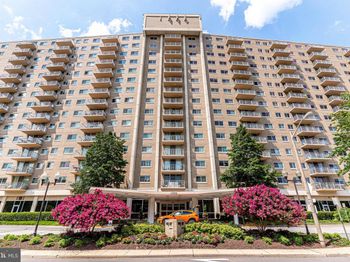 1225 Martha Custis Drive