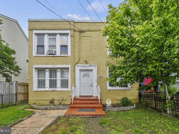 1942 Capitol Avenue NE, Washington DC 20002