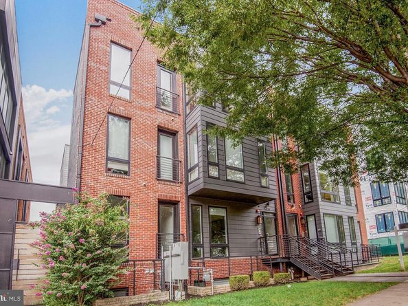 4339 Harrison Street NW 3, Washington DC 20015