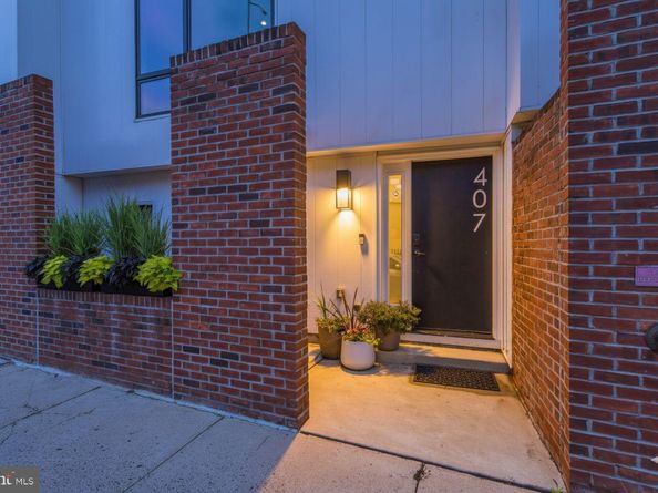 407 Salmon Street, Philadelphia PA 19125