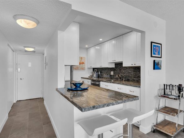 3015 N Ocean Blvd 9C, Fort Lauderdale FL 33308