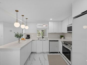 14375 Strathmore Lane