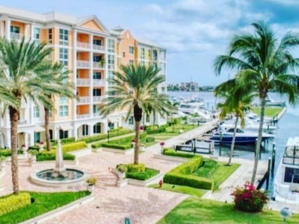 802 W Windward Way 309, Lantana FL 33462