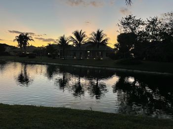 10798 Sea Cliff Circle