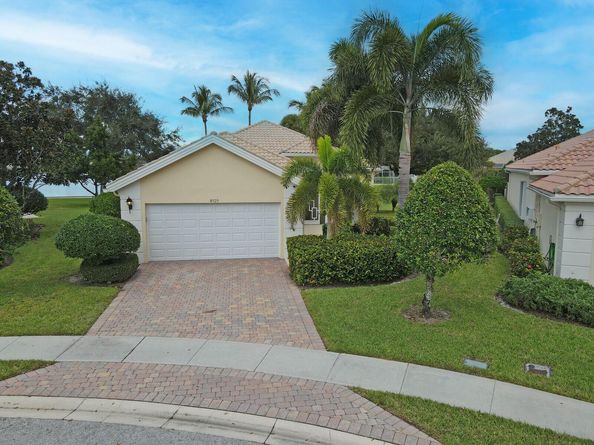 8121 Jolly Harbour Court, Wellington FL 33414