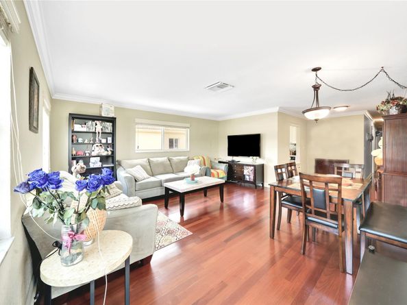 2701 Middle River Dr 11, Fort Lauderdale FL 33306