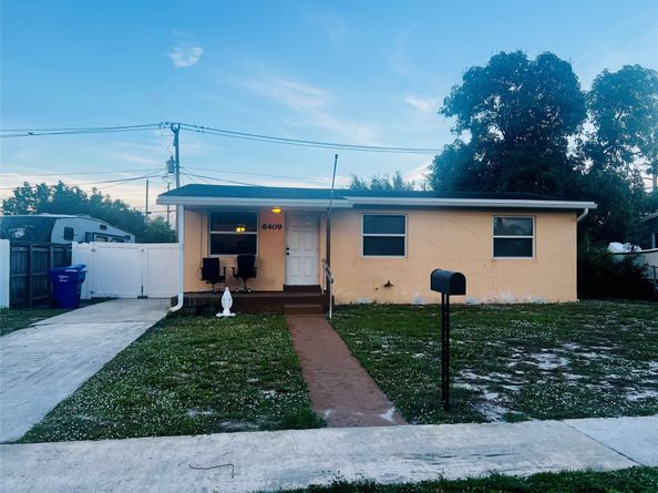 6409 Franklin St, Hollywood FL 33024