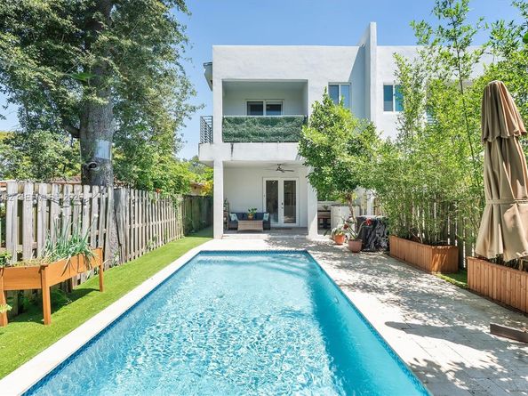 2920 SW 25th Terrace B, Miami FL 33133