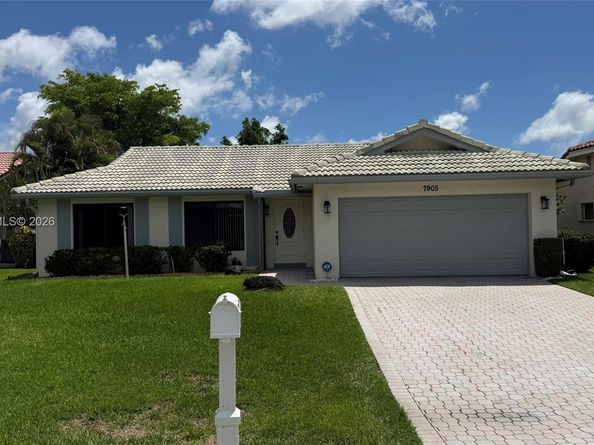 7905 Cloverfield Circle, Boca Raton FL 33433