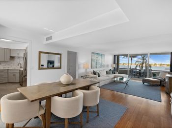 130 Lakeshore Drive