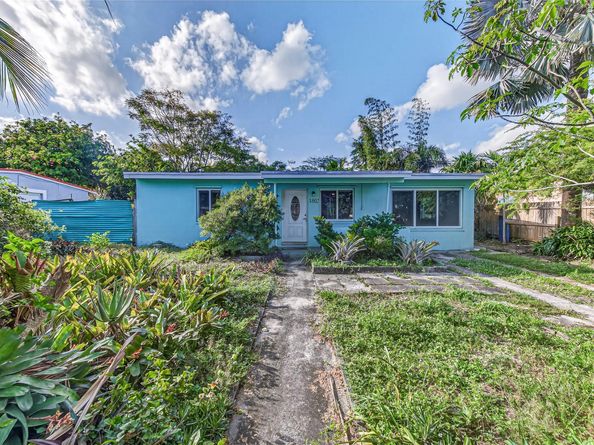 1802 Lauderdale Manor Dr, Fort Lauderdale FL 33311