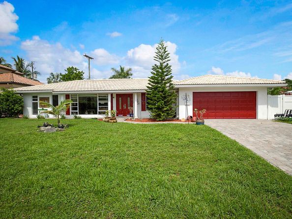 4421 NE 23rd Ave, Lighthouse Point FL 33064