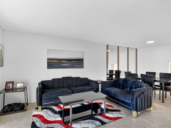 2615 NE 3rd Court 315, Boynton Beach FL 33435