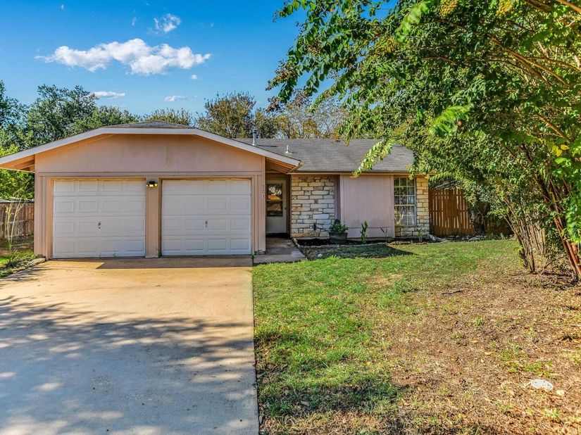 903 Burnt Oak CT, Cedar Park TX 78613