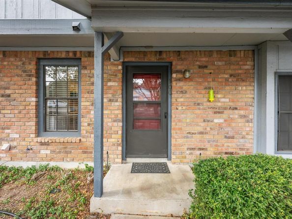 1411 N Gracy Farms LN N 100, Austin TX 78758