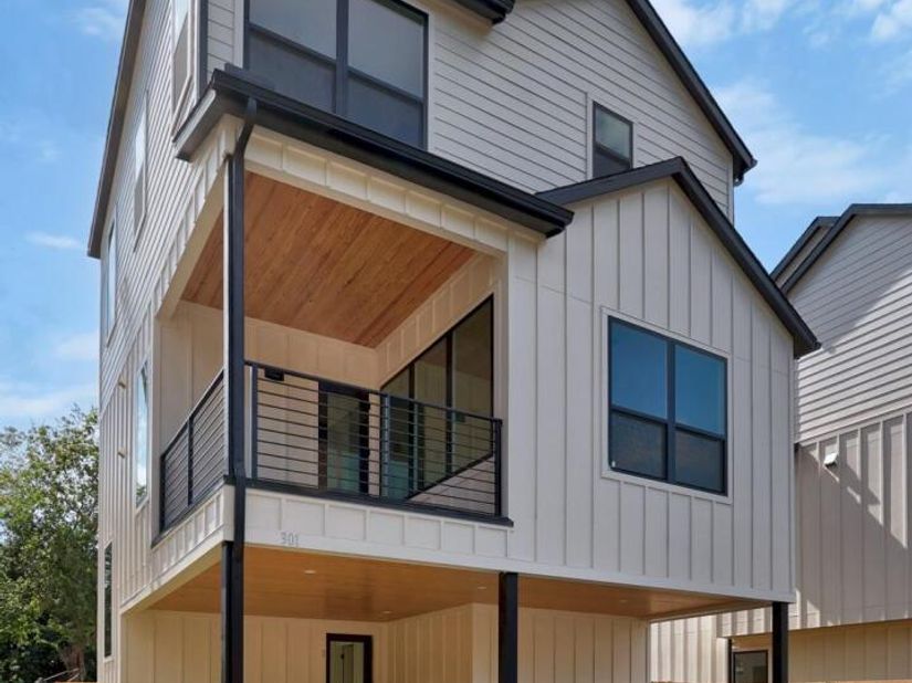 301 N Pleasant Valley RD 2, Austin TX 78702