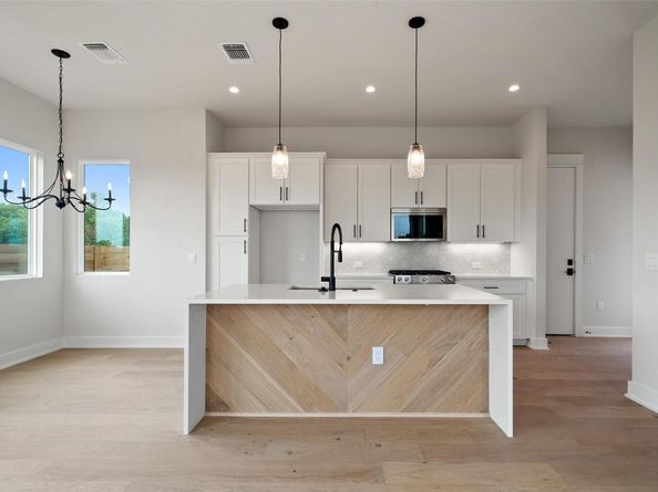 6309 Friendswood Unit 2 DR, Austin TX 78723