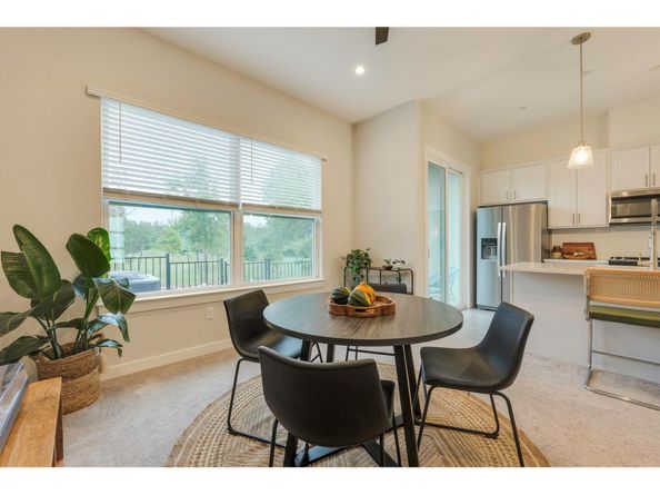 12001 Vista Parke DR 1103, Austin TX 78726