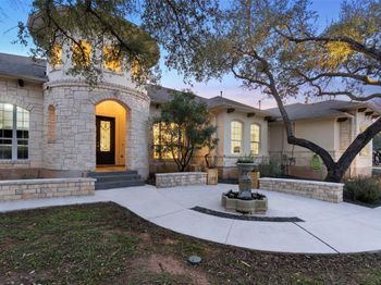 5308 Laguna Cliff LN