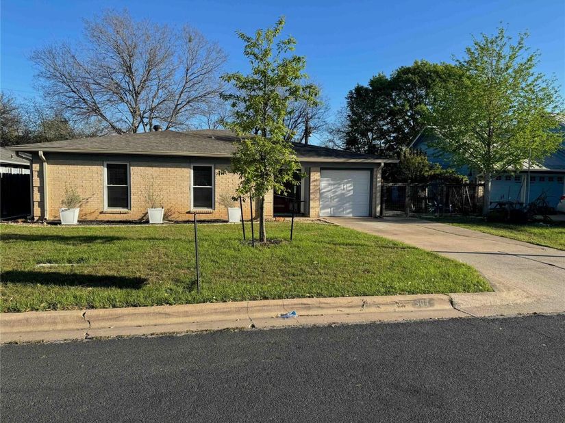 504 Heartwood DR, Austin TX 78745