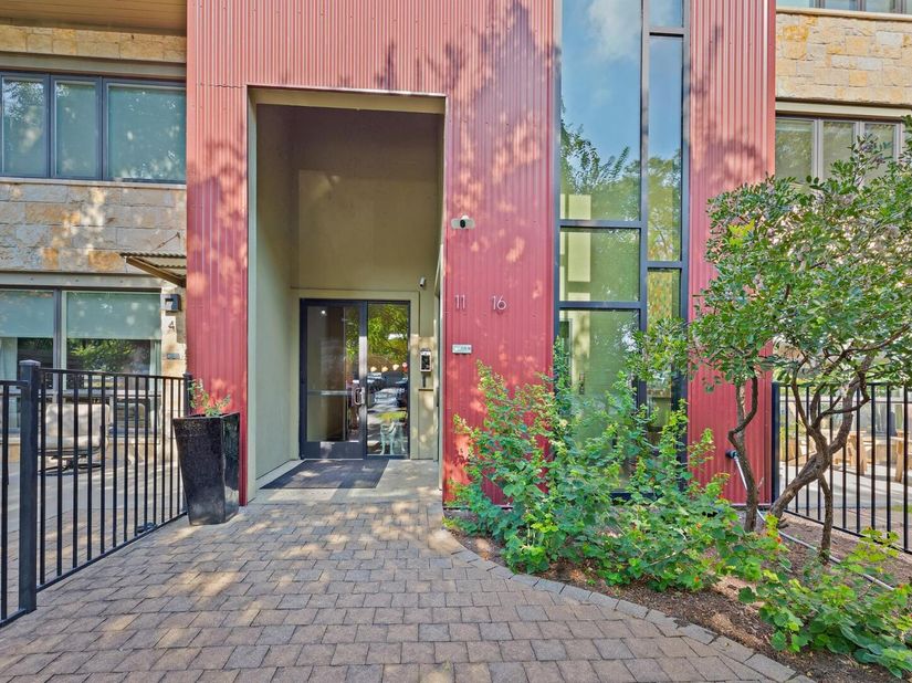 3200 Grandview ST 11, Austin TX 78705