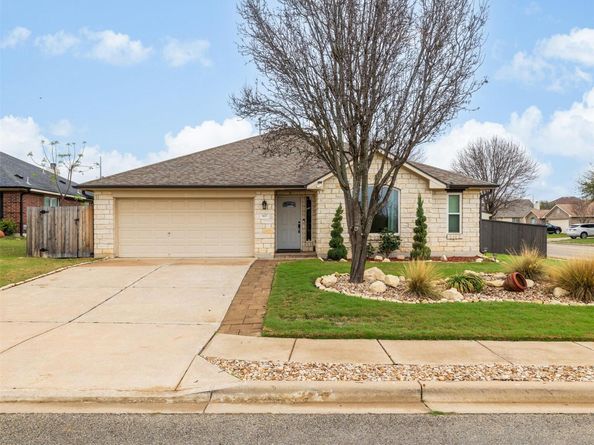 907 Ridgemont CIR, Leander TX 78641