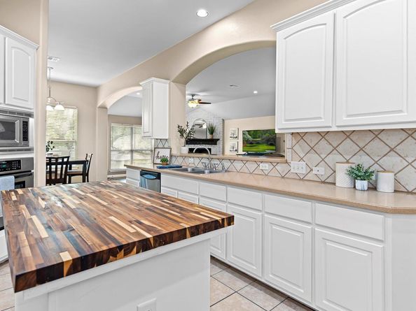 3712 Cerulean WAY, Round Rock TX 78681