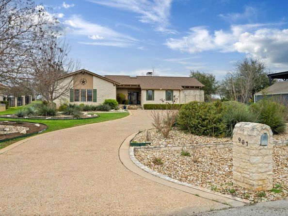 907 Vanguard ST, Lakeway TX 78734