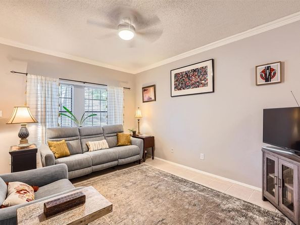 11901 Swearingen DR 30, Austin TX 78758