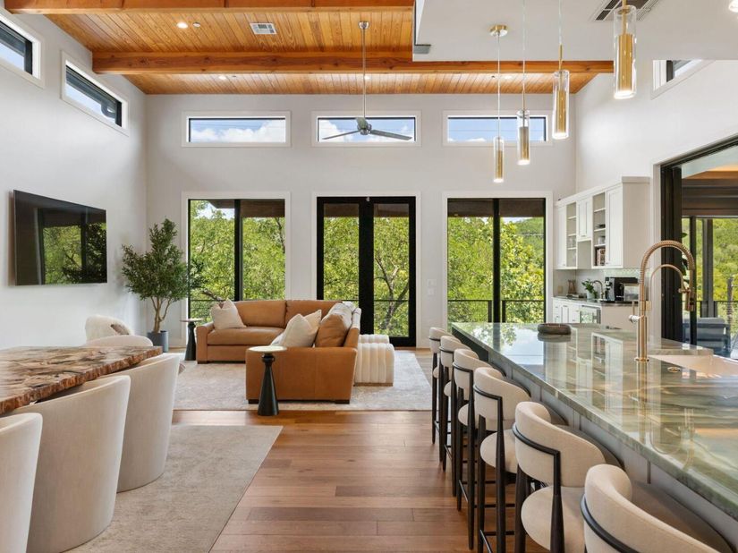 5605 Creek Mountain, Austin TX 78731