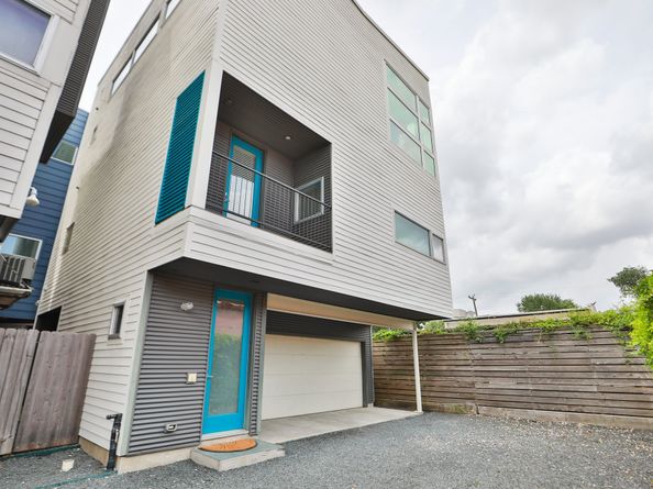 1909 Oakdale Street, Houston TX 77004