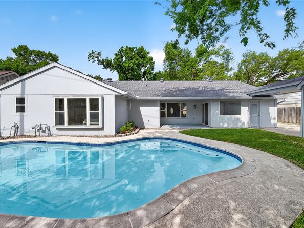 2914 Riata Lane, Houston TX 77043