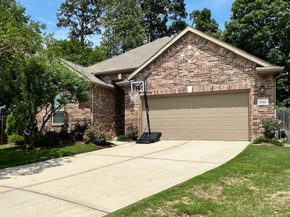 2035 Elkington Circle, Conroe TX 77304