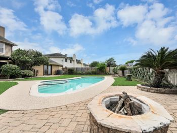 8402 Rose Garden Drive