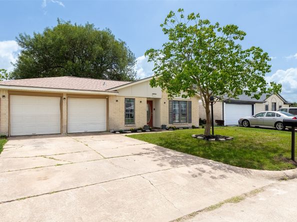 12127 Glenhollow Drive, Houston TX 77048