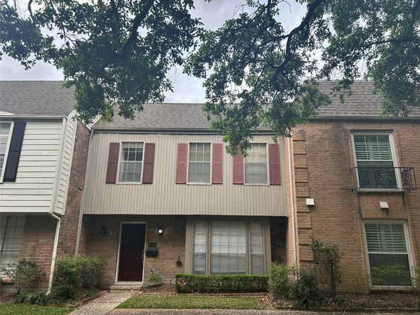 13190 Trail Hollow Drive 3190, Houston TX 77079