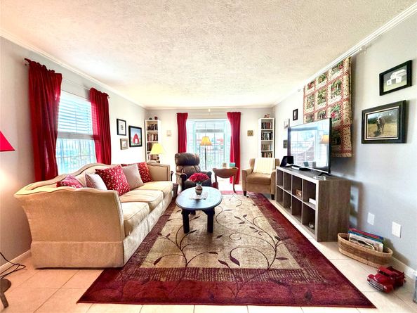 7900 Westheimer Road 103, Houston TX 77063