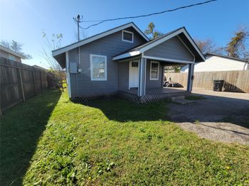 7222 San Angelo Street