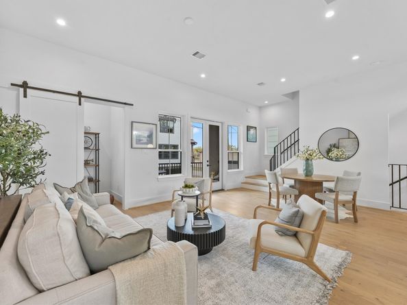 2212 Dennis Street, Houston TX 77004