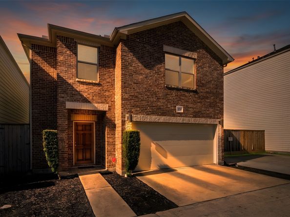 3719 Main Aspen Drive, Houston TX 77025