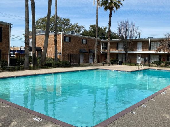 6305 Westward Street 194, Houston TX 77081