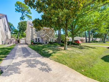 1550 Sue Barnett Drive