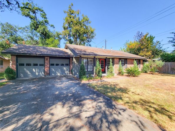 9506 Vogue Lane, Houston TX 77080