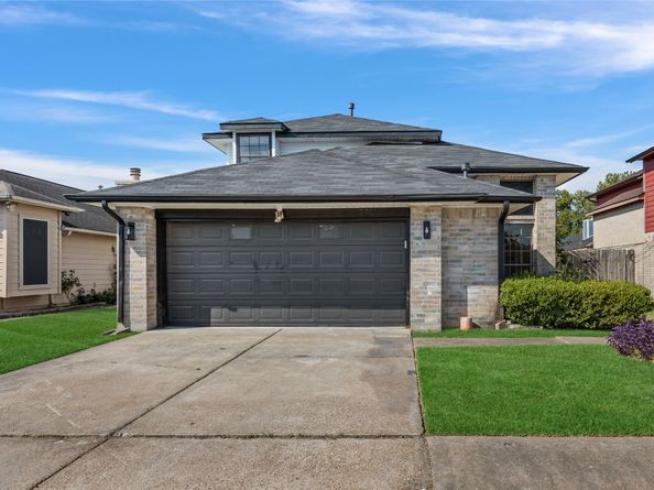 8711 Wild Basin Drive, Houston TX 77088