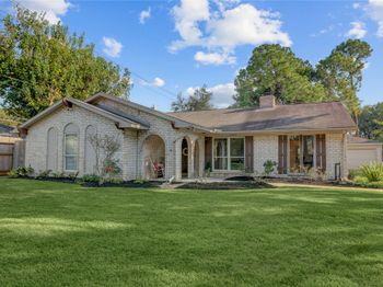 10803 Chevy Chase Drive