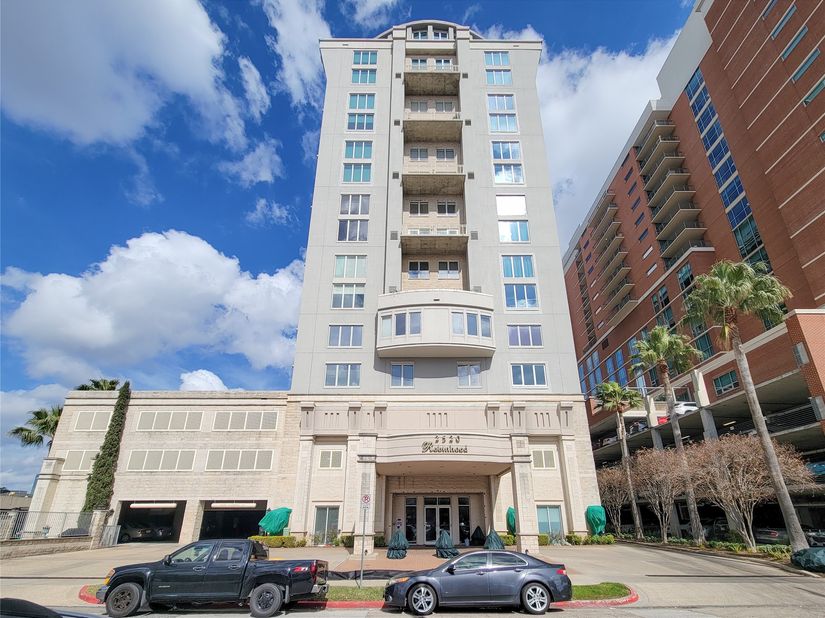 2520 Robinhood 800, Houston TX 77005