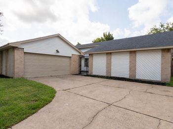 16003 Cerca Blanca Drive