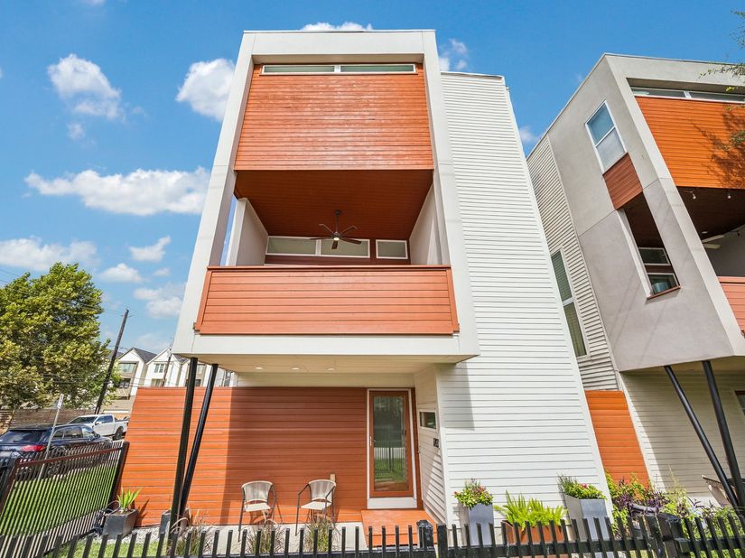 1703 Beall Street, Houston TX 77008