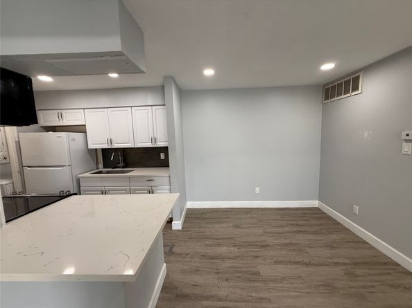 9550 Deering Drive 210, Houston TX 77036