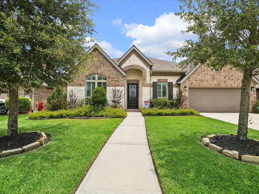 23435 Tavola Rosa Drive, New Caney TX 77357